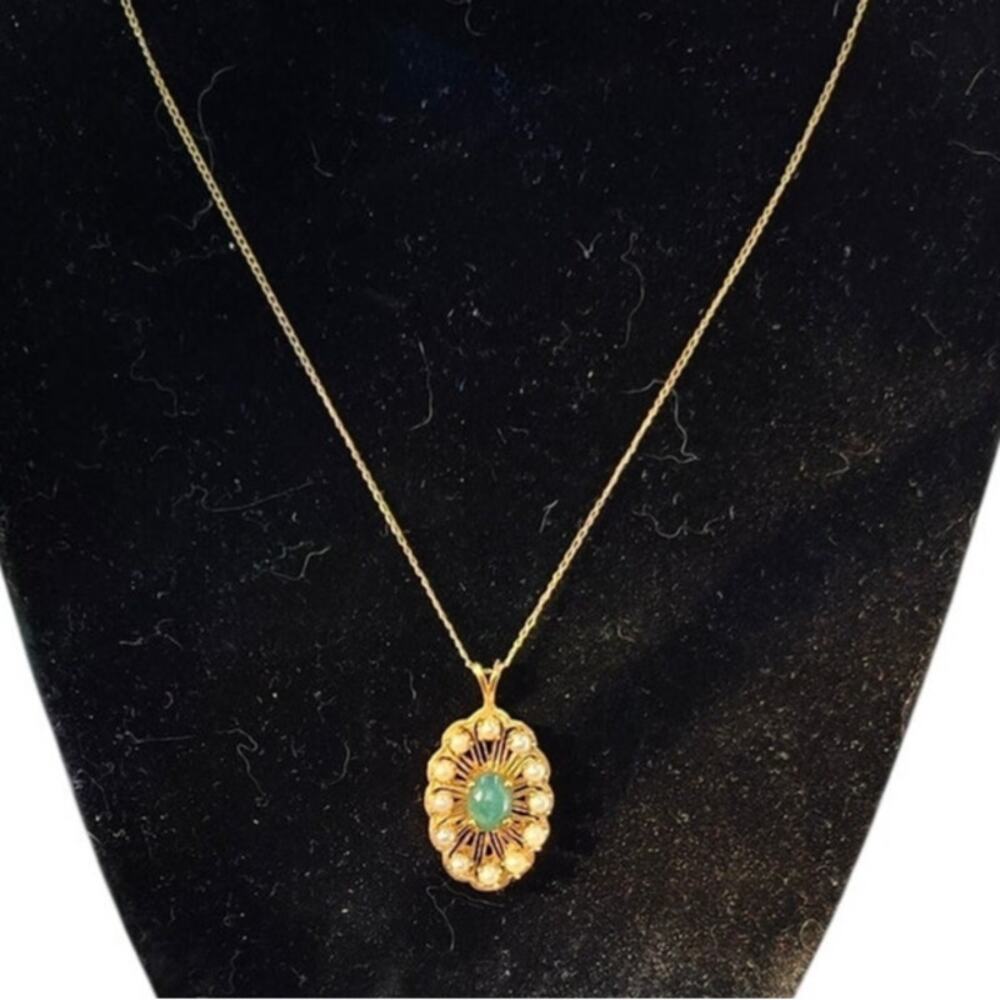 Vintage 14K Gold Chain Ornate Pendant Necklace with Pearls and Center Stone